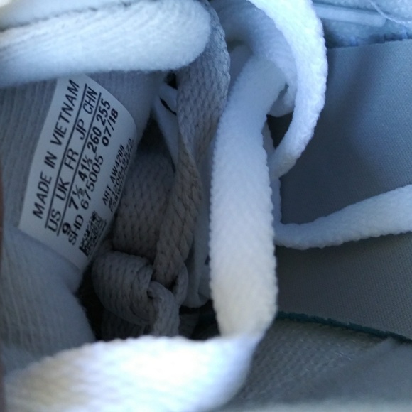 LAST 1 IN STOCK🆕ADIDAS COURTSET SNEAKERS🆕⚓ - Picture 6 of 7